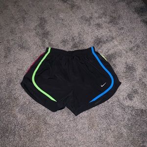 Nike tempo shorts 🌟